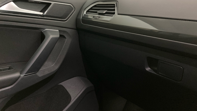 Volkswagen Tiguan 2.0 TSi 180 4Motion SEL 5dr DSG Petrol Estate